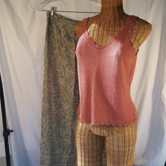 Ladies VAN HEUSEN 3 Piece Wrap Skirt Set w/Knit Tank & Crocheted Sweater - S/M - Picture 1 of 7